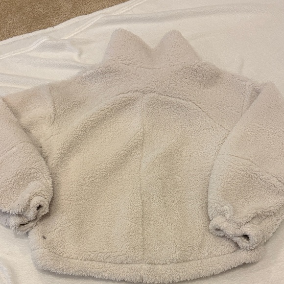 Lululemon Women's Cream Sherpa Jacket - Picture 7 of 8